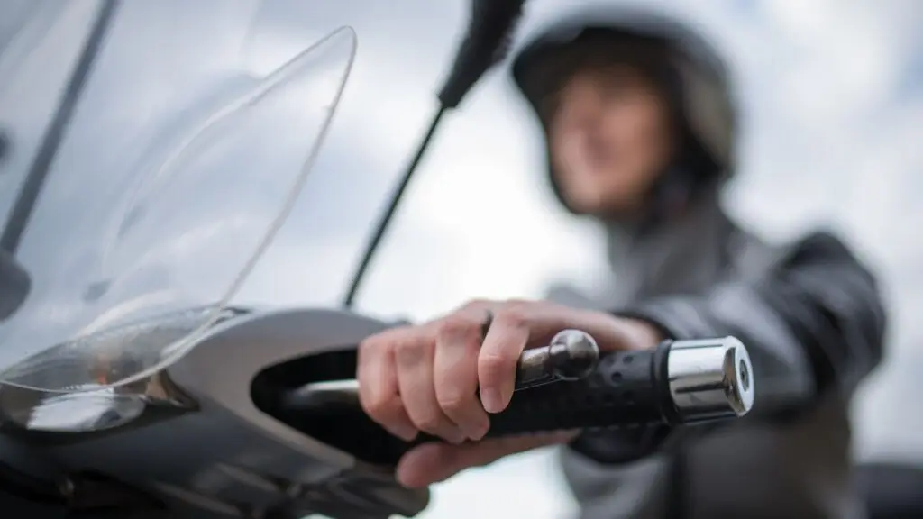 Kan je scooter rijden zonder rijbewijs? 1 scooter rijden zonder rijbewijs | Antwerpserijschool